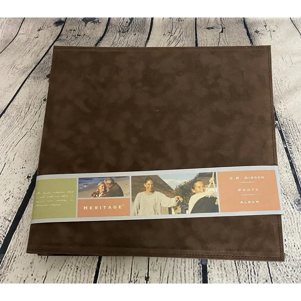 C.R. Gibson Heritage Brown Suede 12 x 12 Scrapbook Album 16 Pages